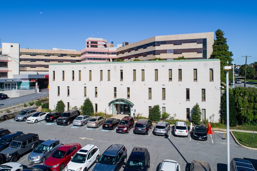 More Photos Of 8-10 Morton Ave, Ridley Park Medical For Lease