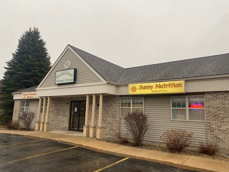 More Photos Of 513-515 W Main St, Sun Prairie Office For Sale