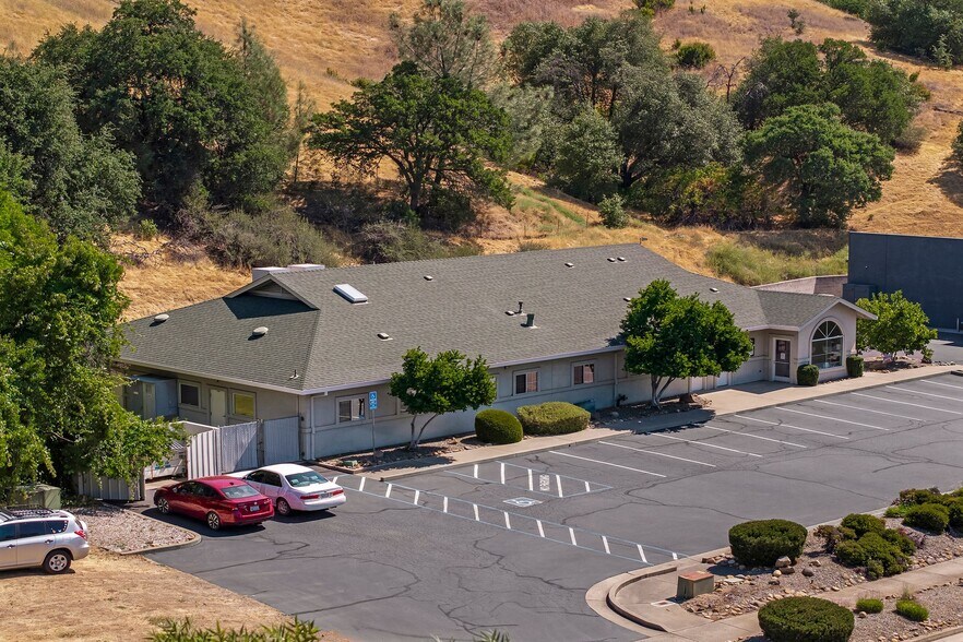 More Photos Of 1825 Buenaventura Blvd, Redding Hospital For Sale