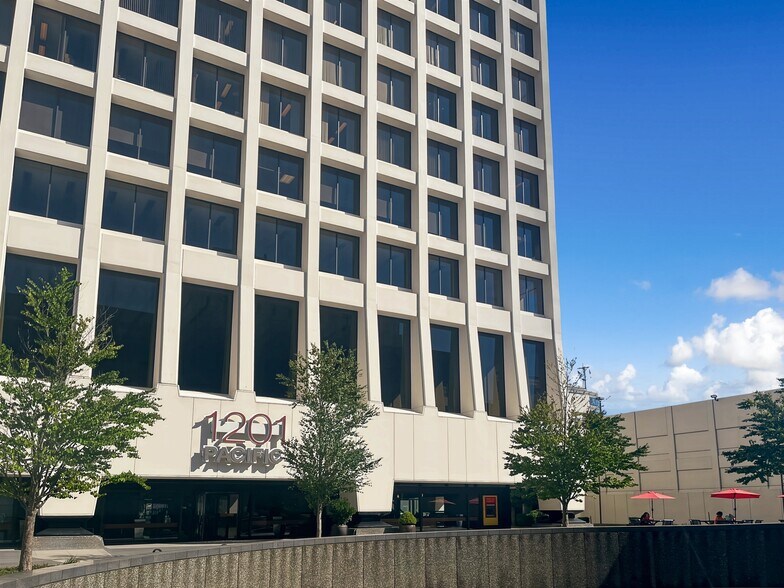 More Photos Of 1201 Pacific Ave, Tacoma Coworking Space