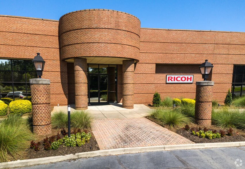 More Photos Of 1700-1738 Bass Rd, Macon-Bibb Office For Lease