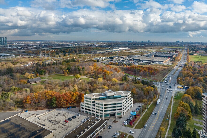 More Photos Of 3100 Steeles Ave W, Vaughan Medical For Lease