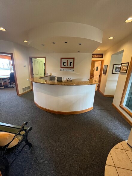 More Photos Of 34921 Calle del Sol, Capistrano Beach Office For Lease