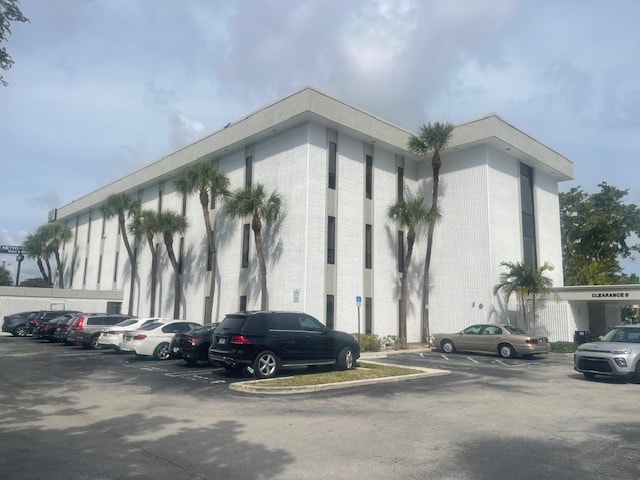 More Photos Of 1500 N Dixie Hwy, West Palm Beach Medical For Lease