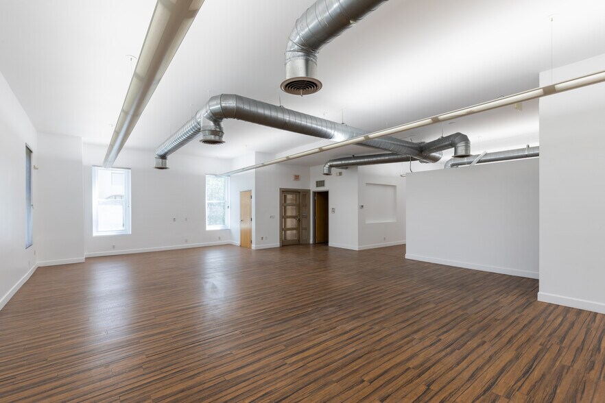 More Photos Of 401 S Mill Ave, Tempe Loft Creative Space For Sale