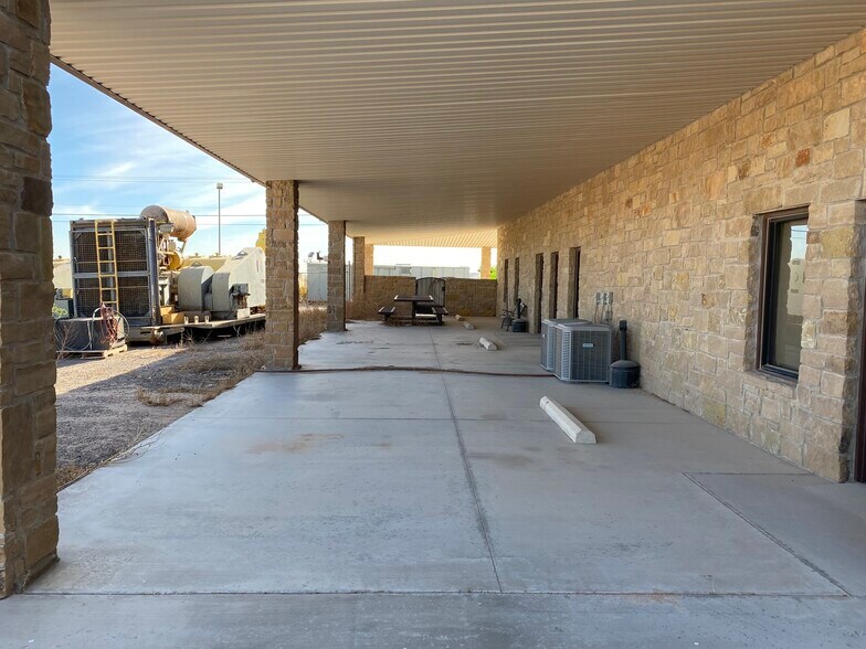 More Photos Of 13216 Hwy. 191, Midland Warehouse For Lease
