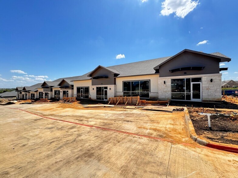 More Photos Of 250 Gerault Rd, Flower Mound Medical For Sale