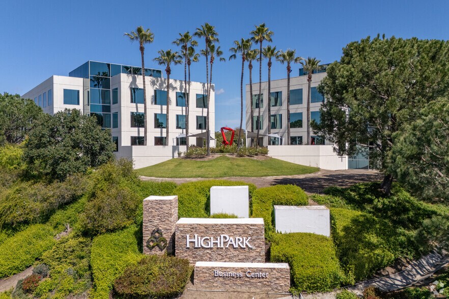 More Photos Of 25950 Acero, Mission Viejo Unknown For Lease