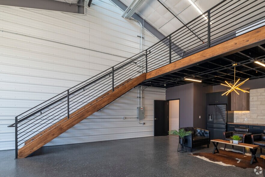 More Photos Of 7542 S Potomac St, Centennial Flex For Sale