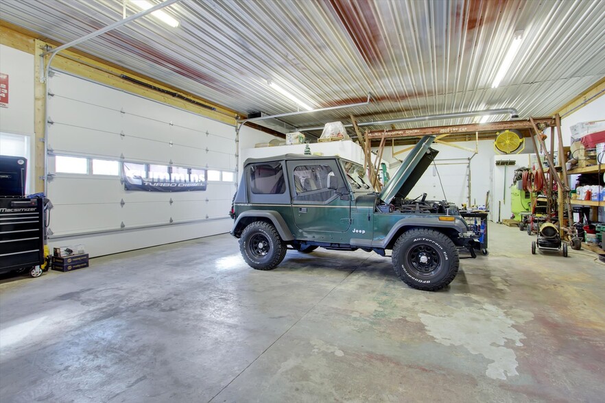 More Photos Of 276 Kingsdale Rd, Littlestown Auto Repair For Sale