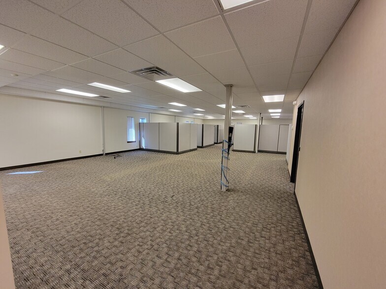 More Photos Of 4205 State St, Bismarck Medical For Sale