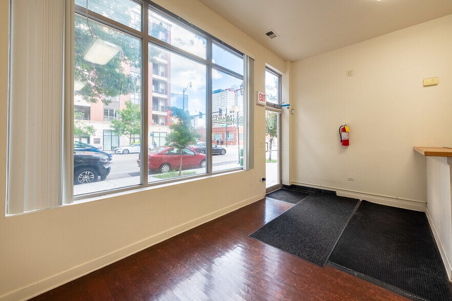 More Photos Of 1930-1934 S Wabash Ave, Chicago Apartments For Sale