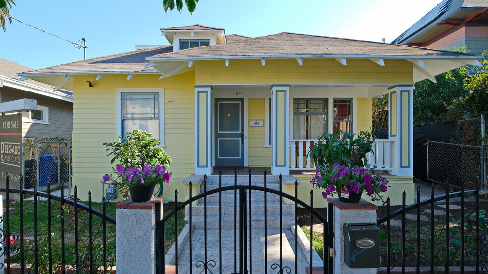 More Photos Of 1616 W 24th St, Los Angeles Apartments For Sale