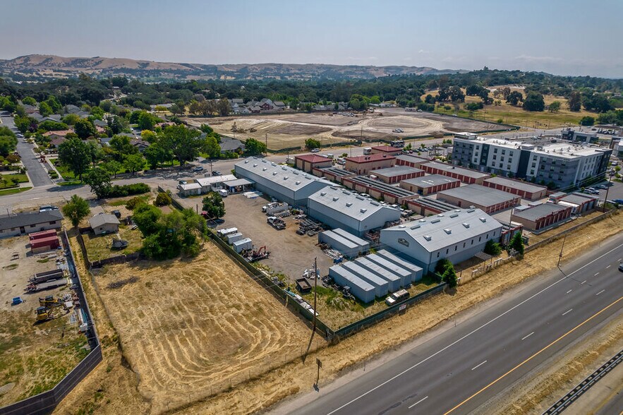 More Photos Of 1680 El Camino Real, Atascadero Office For Sale