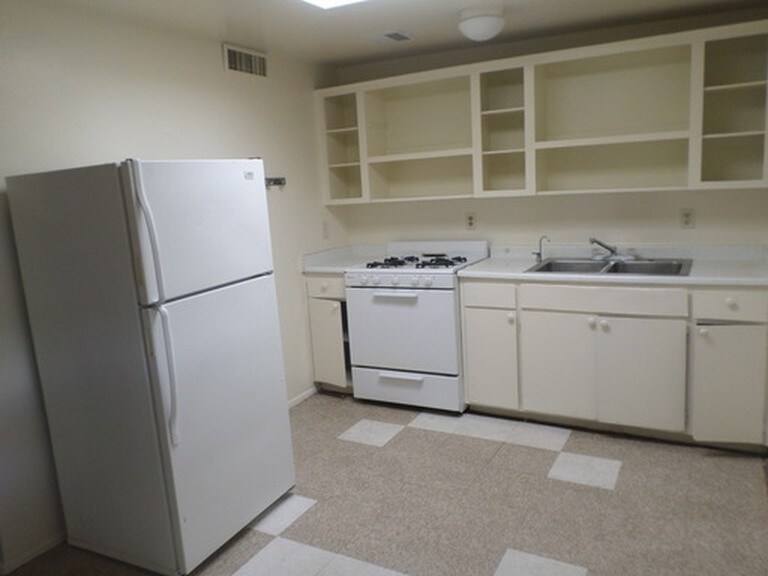 More Photos Of 2740 N Balboa Ave, Tucson Apartments For Sale