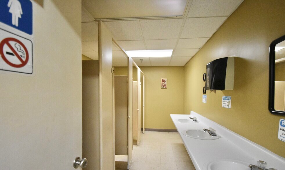 More Photos Of 810 E Sunflower Rd, Cleveland Medical For Lease