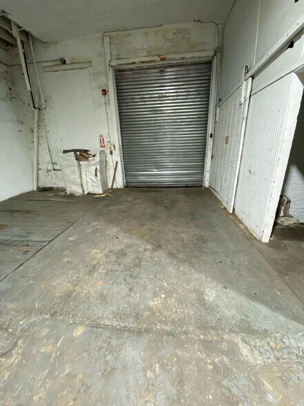 More Photos Of 485 21st St, Irvington Warehouse For Lease