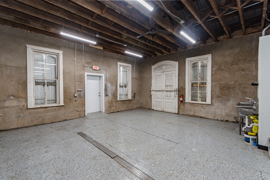 More Photos Of 603 Calhoun St, Richmond Office Residential For Sale