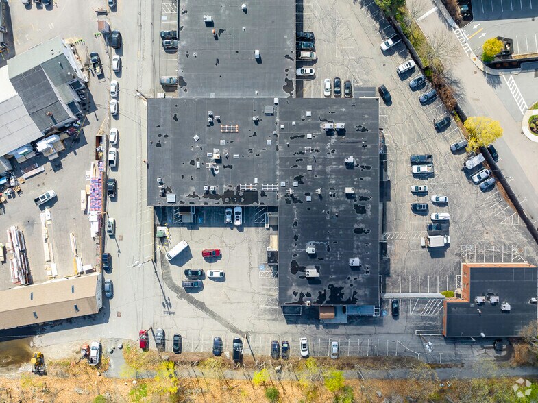 More Photos Of 25-29 Needham St, Newton Office For Lease