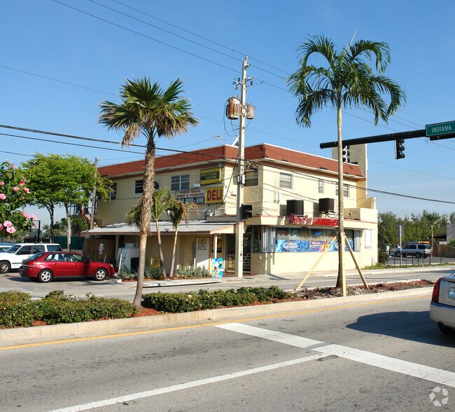 More Photos Of 900 N Ocean Dr, Hollywood Storefront Retail Office For Lease