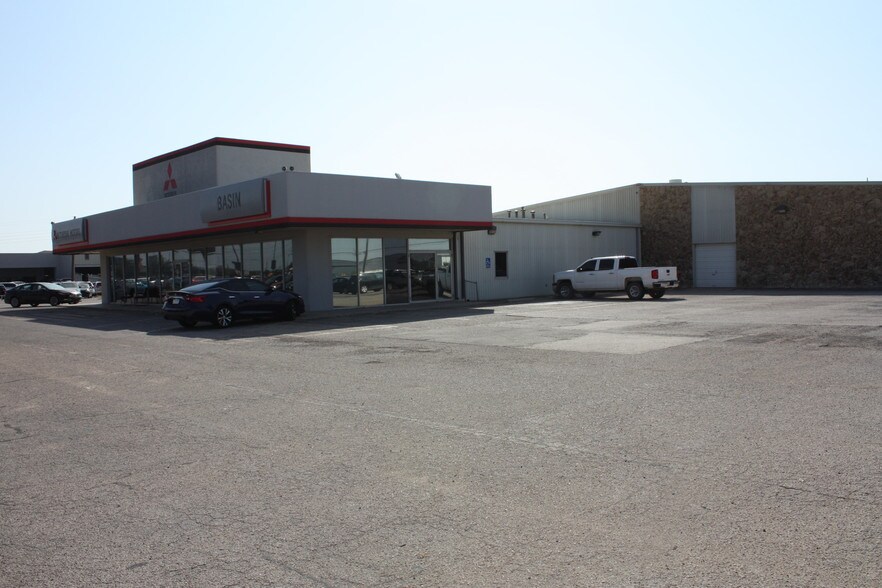 More Photos Of 3915 W Wall St, Midland Auto Dealership For Sale