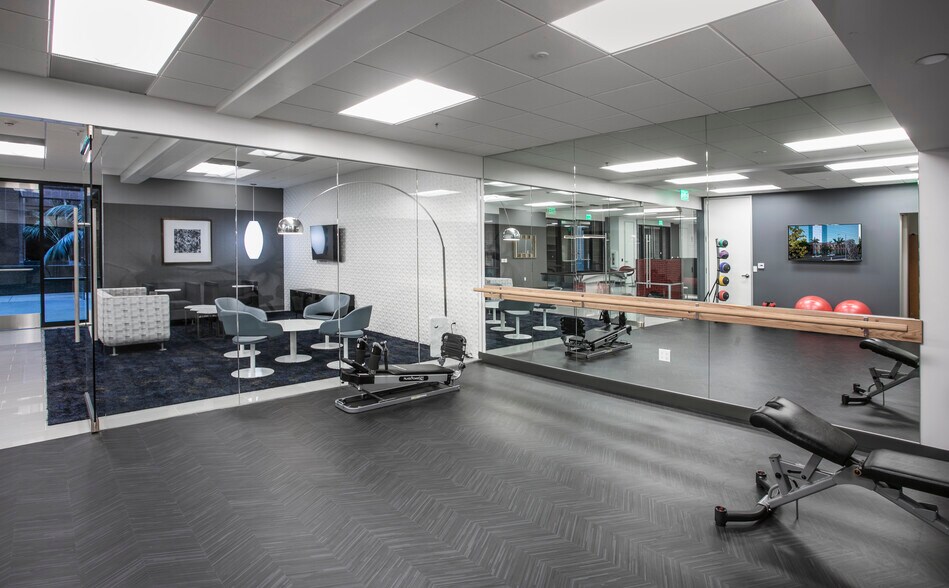 More Photos Of 1851 E 1st St, Santa Ana Office For Lease