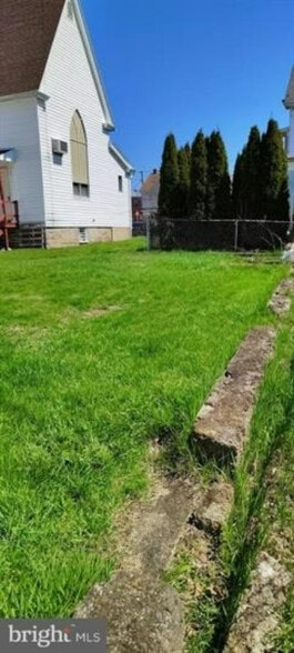 More Photos Of 120 W 4th St, Mount Carmel Religious Facility For Sale