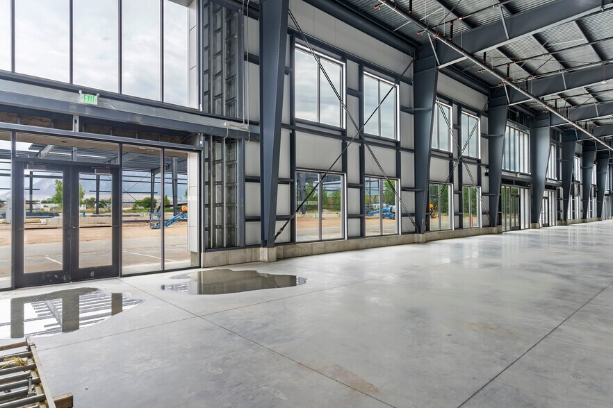 More Photos Of 1242 N 2000 W, Farr West Light Manufacturing For Sale