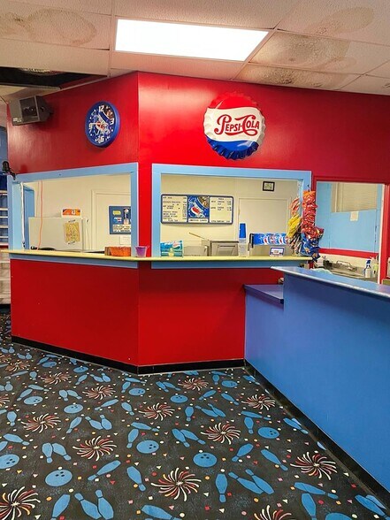 More Photos Of 3649 Willow St, Chincoteague General Retail For Sale