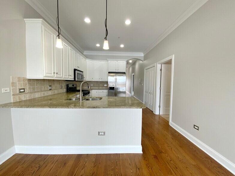 More Photos Of 219 White St, Frankfort Office Residential For Sale