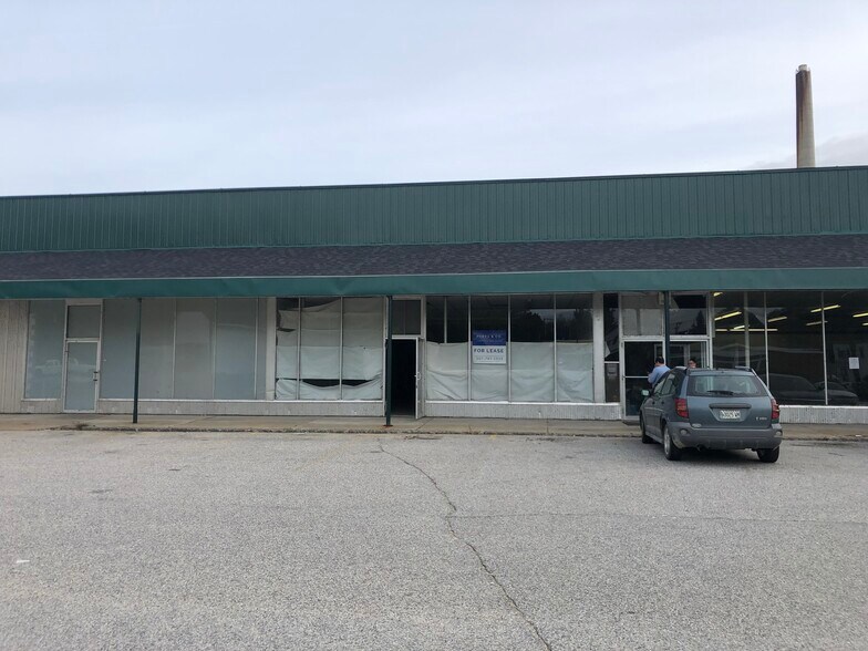 More Photos Of 1-36 Main St, Mexico Unknown For Lease