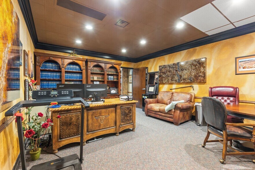 More Photos Of 5100 Andrews Hwy, Midland Office For Lease