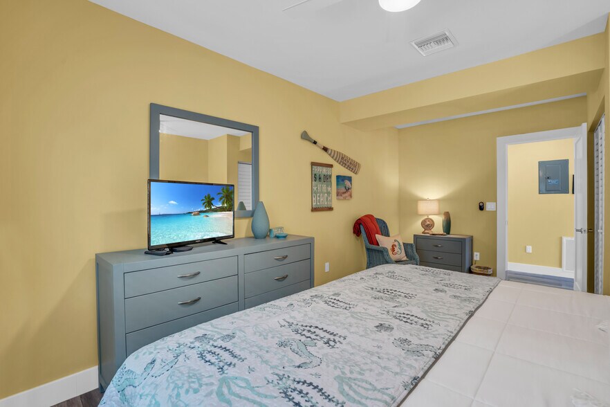 More Photos Of 218 Primo Dr, Fort Myers Beach Apartments For Sale