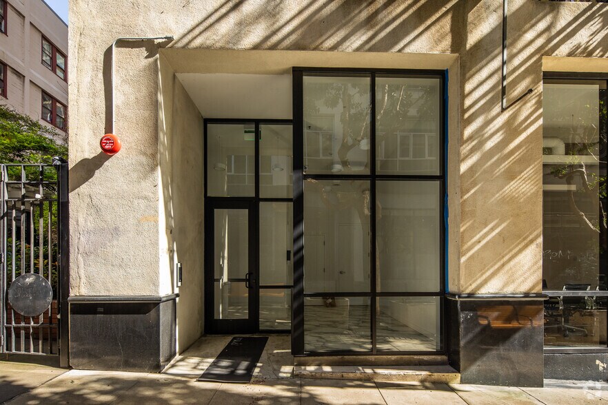 More Photos Of 632 Commercial St, San Francisco Office For Sale