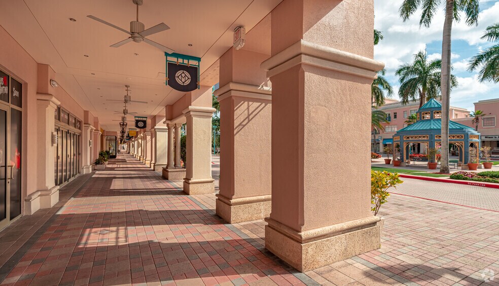 More Photos Of 309-433 Plaza Real, Boca Raton Unknown For Lease