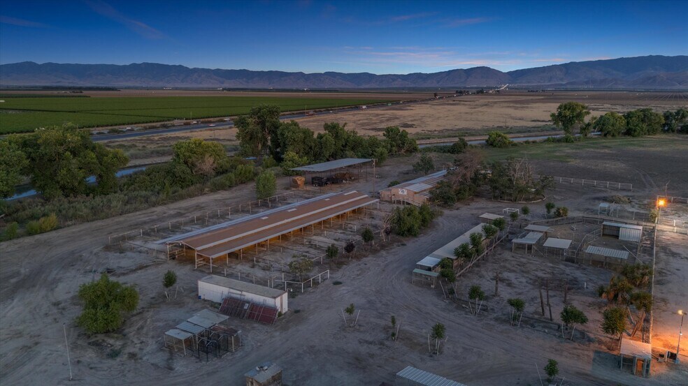 More Photos Of 8661 Herring Rd, Bakersfield Land For Sale