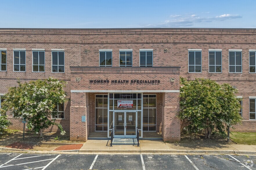More Photos Of 7800 Wolf Trail Cv, Germantown Medical For Sale