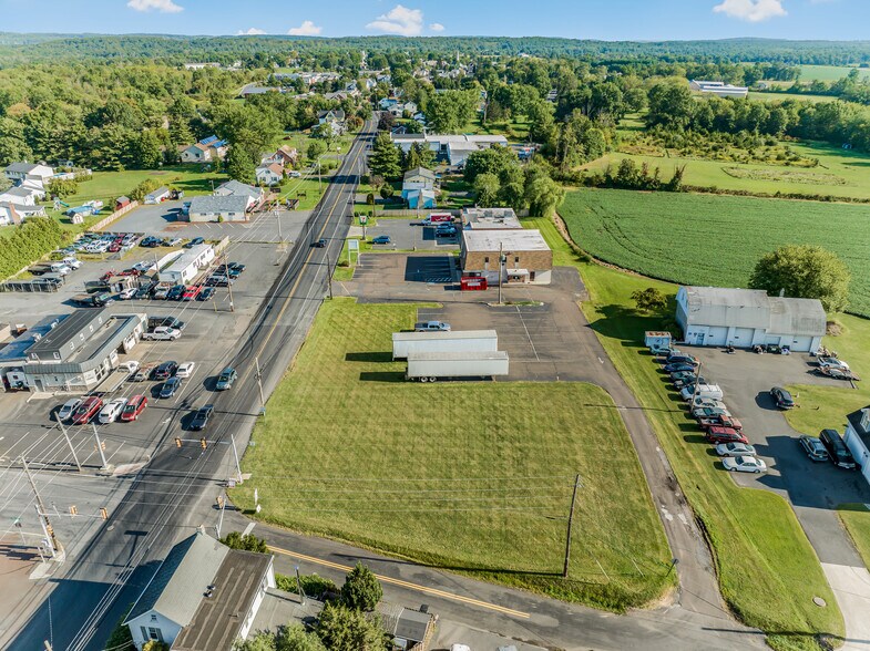 More Photos Of 519 Richlandtown Pike, Richlandtown Storefront Retail Residential For Lease