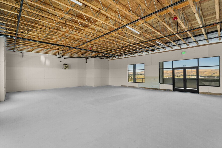 More Photos Of 5069 Ava Way, Richland Storefront Retail Office For Lease
