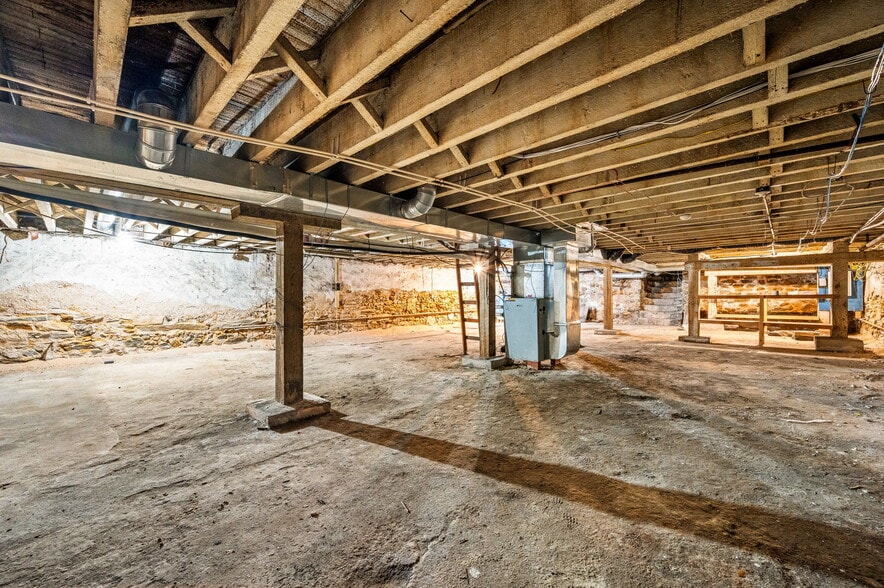 More Photos Of , Philadelphia Unknown For Sale