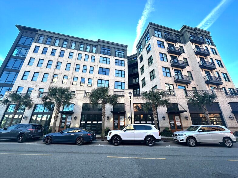 More Photos Of 601 Indian St, Savannah Apartments For Lease