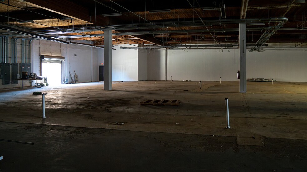 More Photos Of 1501 12th St NW, Albuquerque Manufacturing For Lease