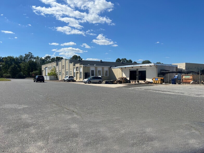Primary Photo Of 801 Atlantic Ave, Egg Harbor City Light Distribution For Lease
