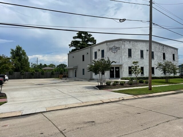 More Photos Of 2728 Decatur St, Kenner Office For Lease