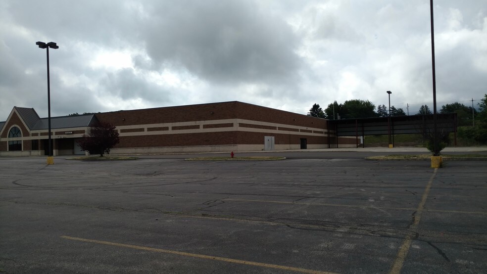 More Photos Of 3201 N Ridge Rd E, Ashtabula Freestanding For Sale