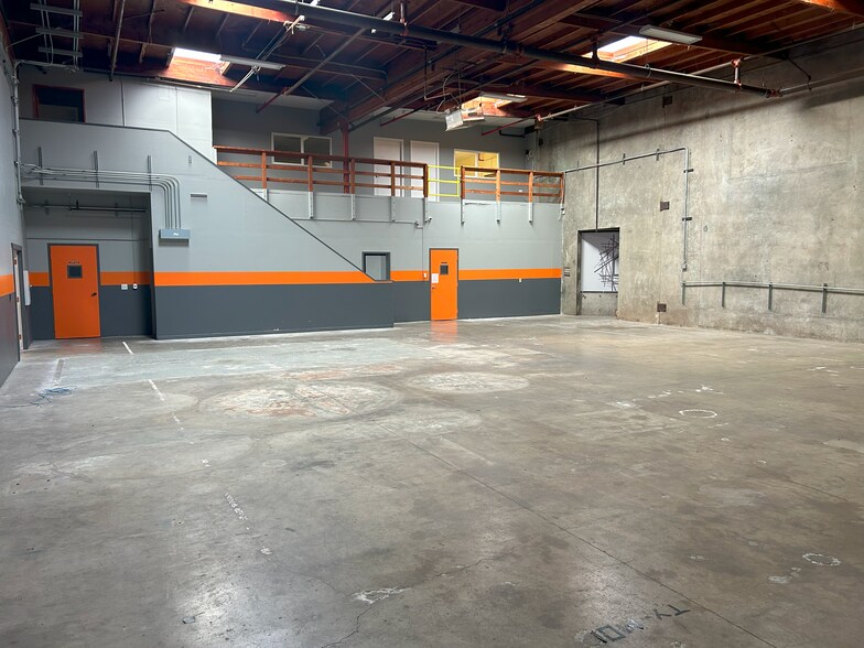 More Photos Of 595-601 Portal St, Cotati Manufacturing For Lease