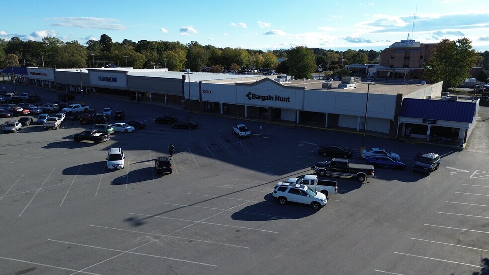 More Photos Of 1821 Wilson Rd, Newberry Unknown For Lease