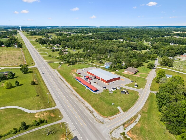 More Photos Of 4070 Old Highway 431, Greenbrier Freestanding For Sale