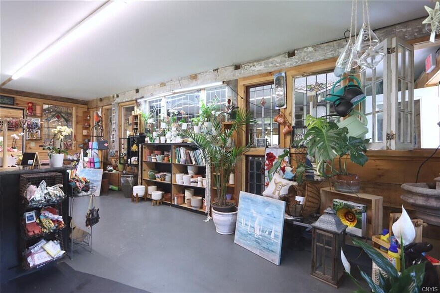 More Photos Of 14211 Dodge Ave, Sackets Harbor General Retail For Sale