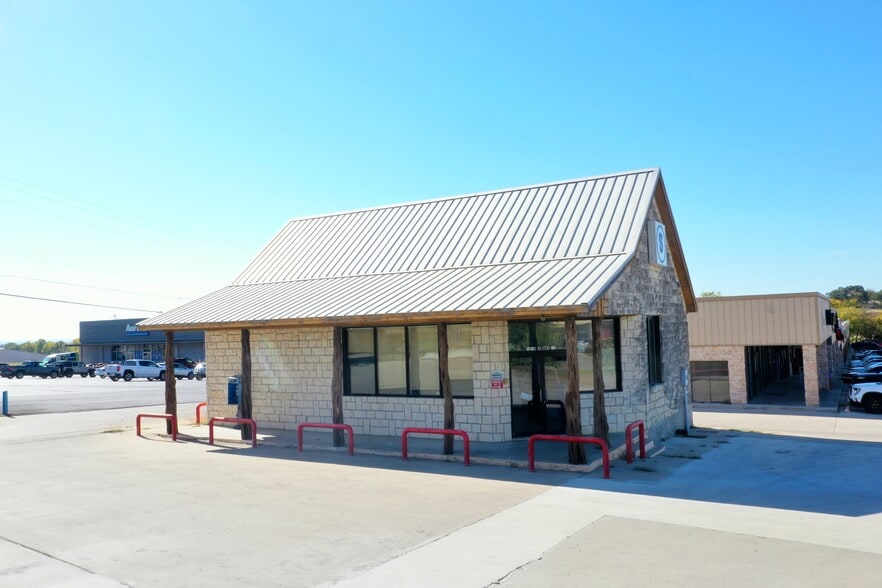 Primary Photo Of 1210 S Fm-51, Decatur Convenience Store For Lease